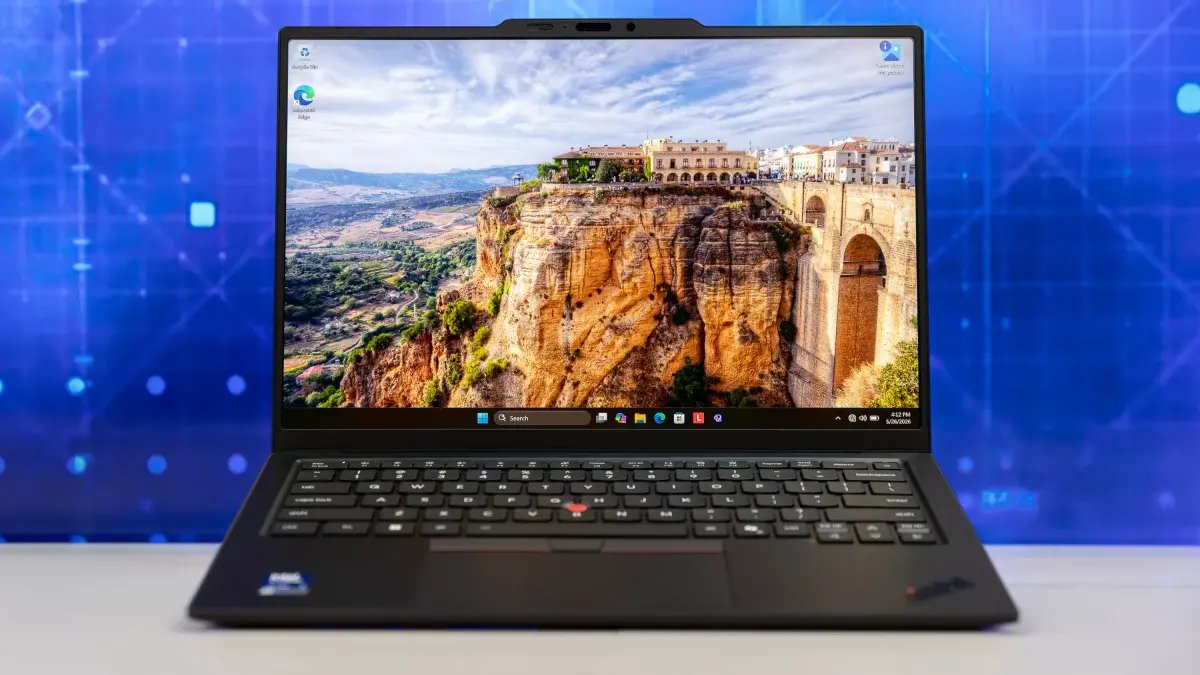 ThinkPad X1 Carbon Gen 14 Aura Edition Review for Business Travel