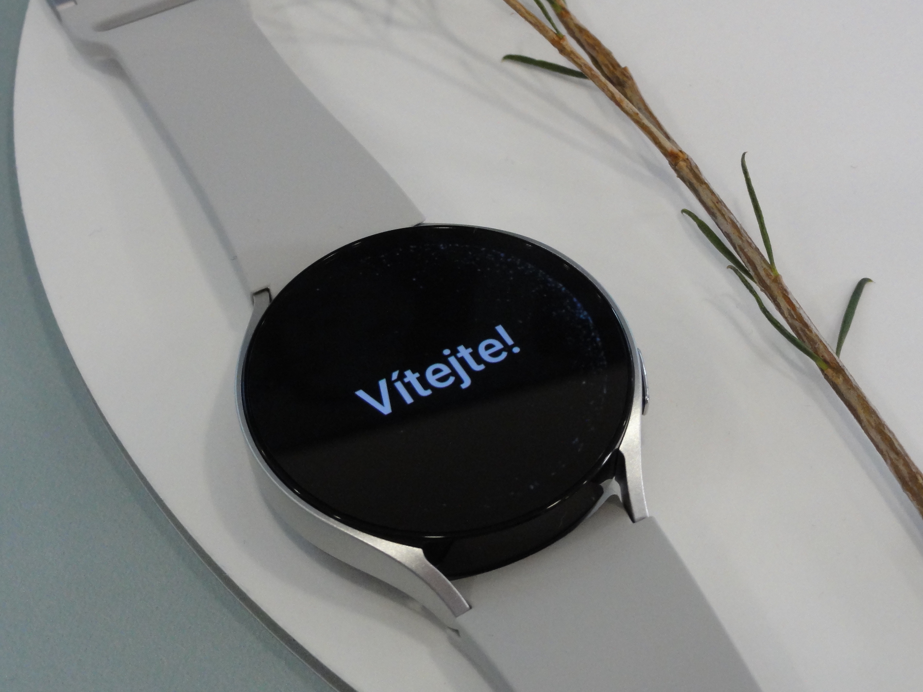 Galaxy Watch pin xả nhanh: lỗi lặp lại và cách người dùng nên phản ứng