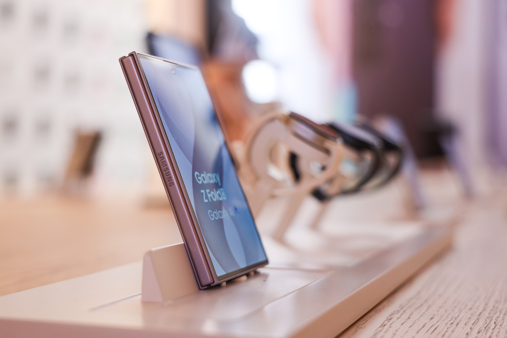 Galaxy Z Fold8 thiết kế Shape mới: giải pháp cho người ghét điện thoại gập