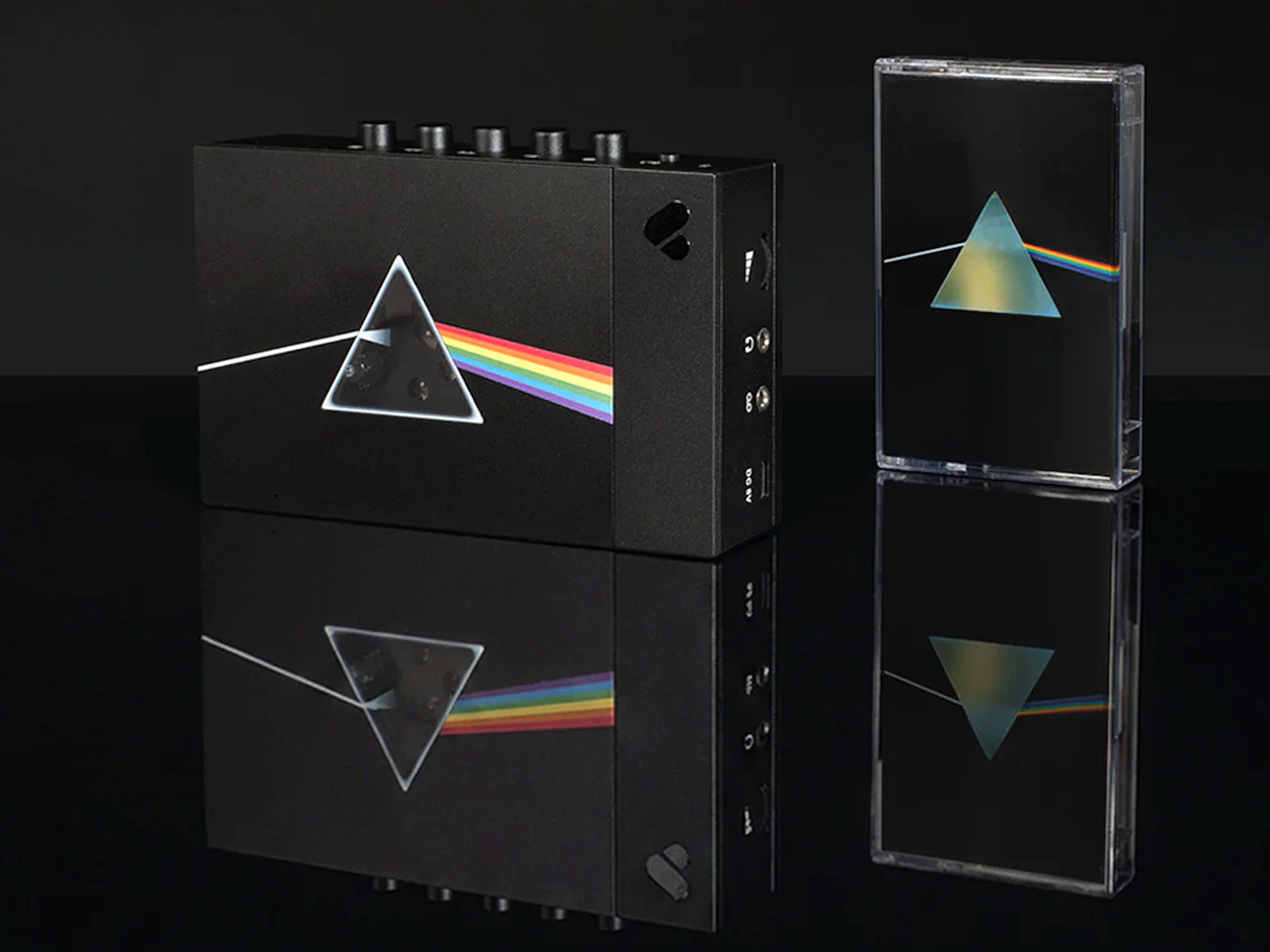 Máy cassette We Are Rewind Pink Floyd: Bluetooth cho âm thanh hoài cổ
