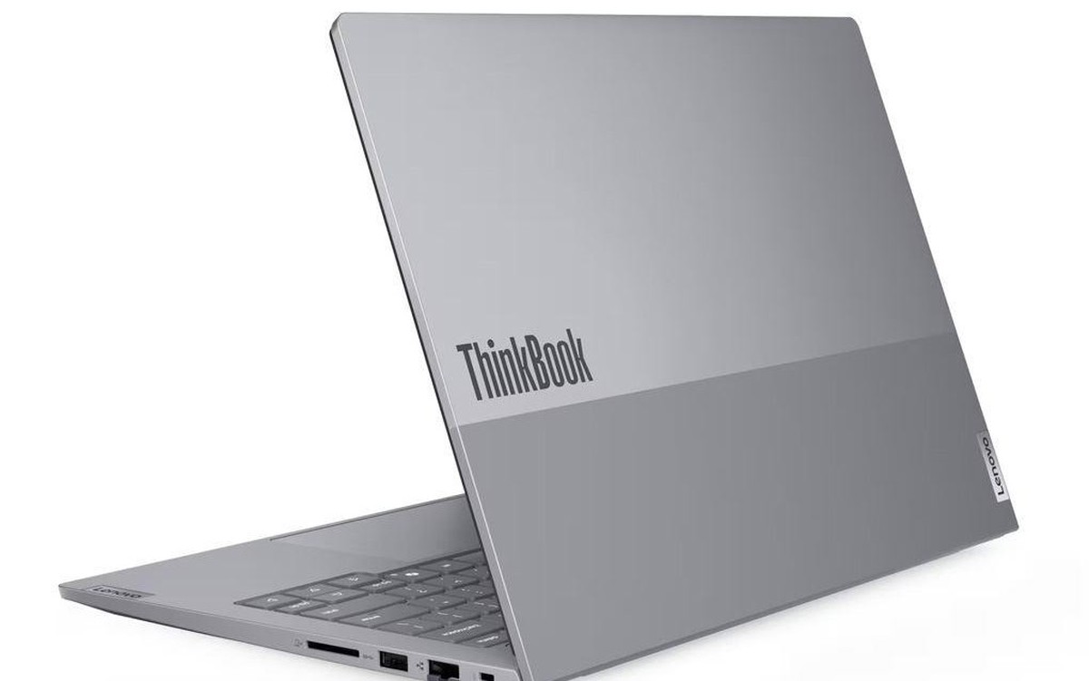 ThinkPad hay ThinkBook: đâu là laptop công việc Lenovo đúng với bạn