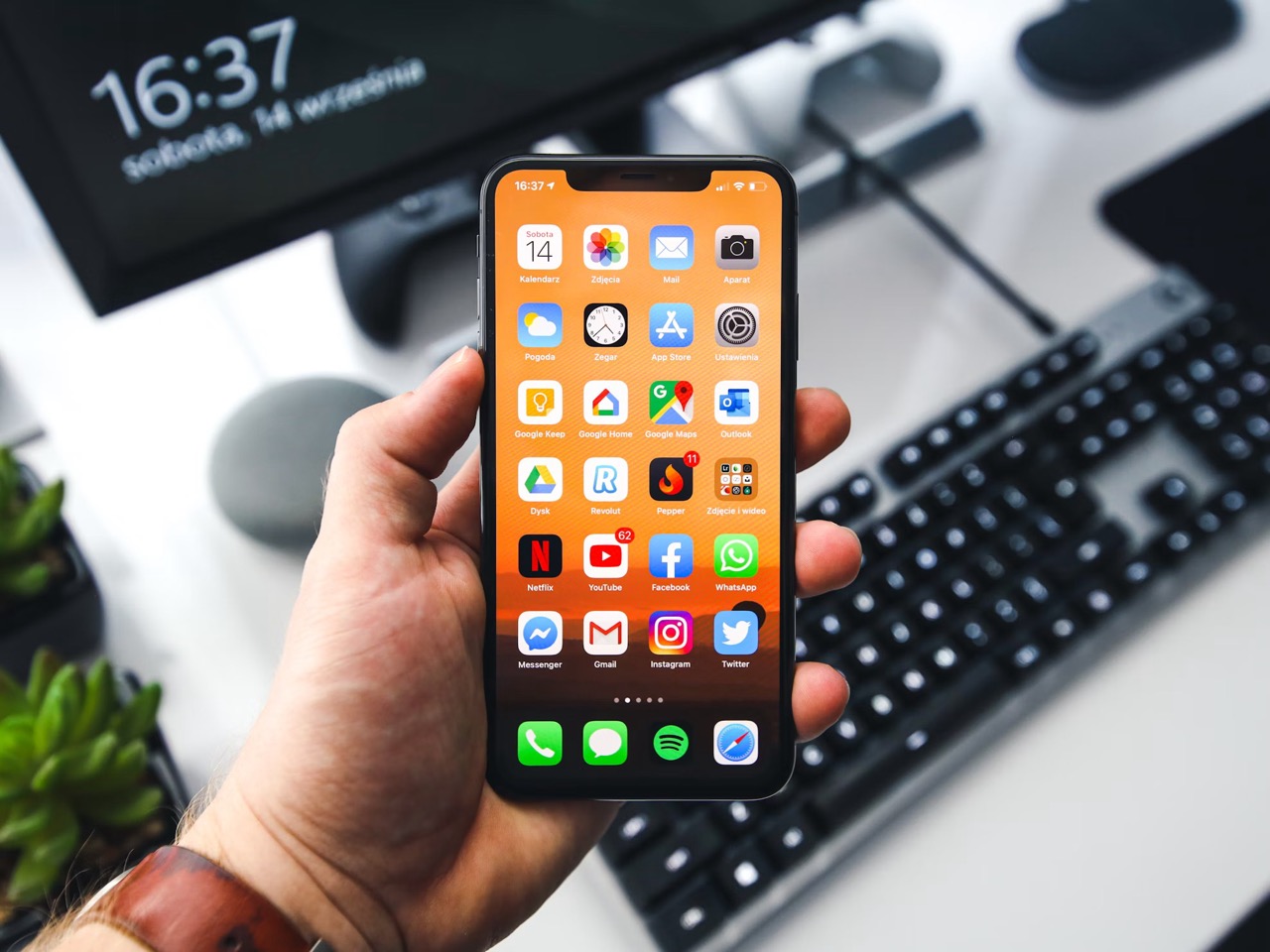 Apple Upgrade Explained: How Klarna Leasing Changes Your iPhone Strategy