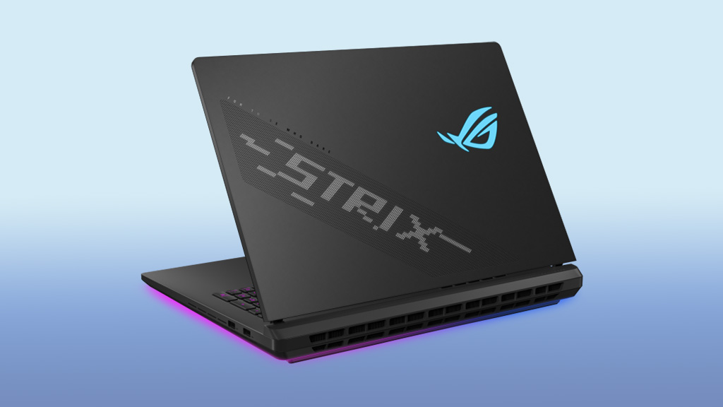 Razer Blade 18 tăng giá mạnh nhưng hiệu năng gần như giậm chân