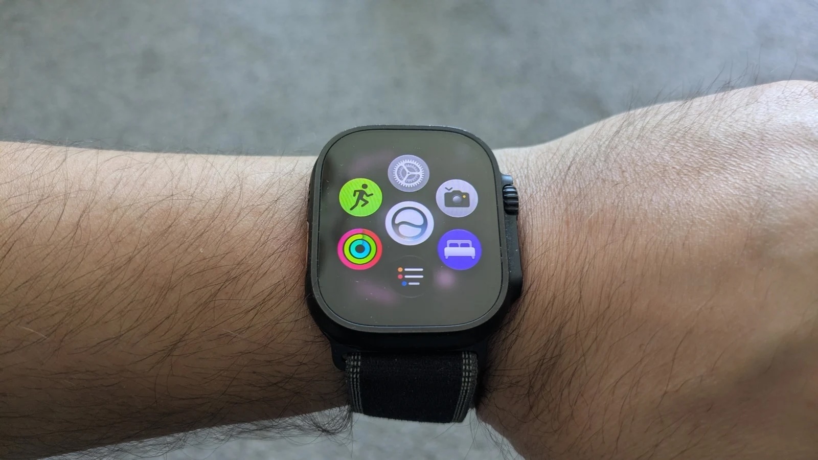Apple Watch Series 11 vs Samsung Galaxy Watch Ultra 2