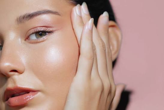 Từ retinol đến niacinamide: thời đại mỹ phẩm dựa trên hoạt chất