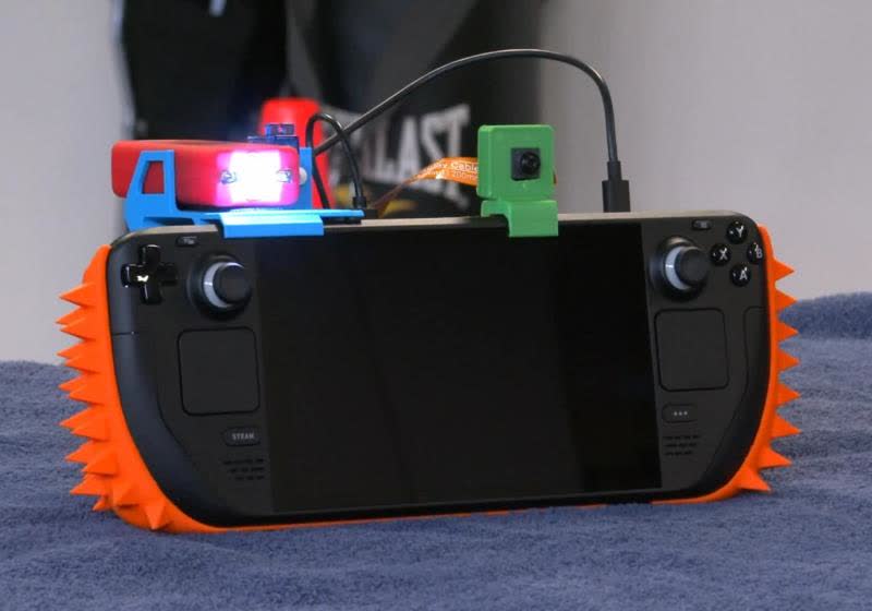 Gamers Are Building Wild DIY Security Systems for Their Steam Decks