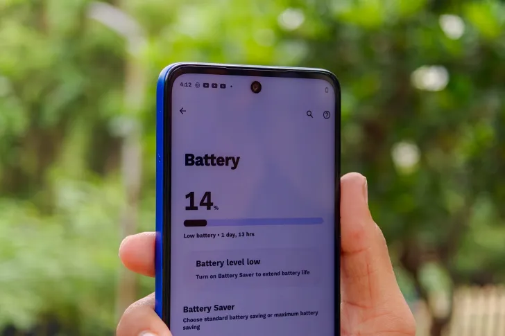 Why Budget Phones With Multi-Day Battery Life Are the Smarter Choice