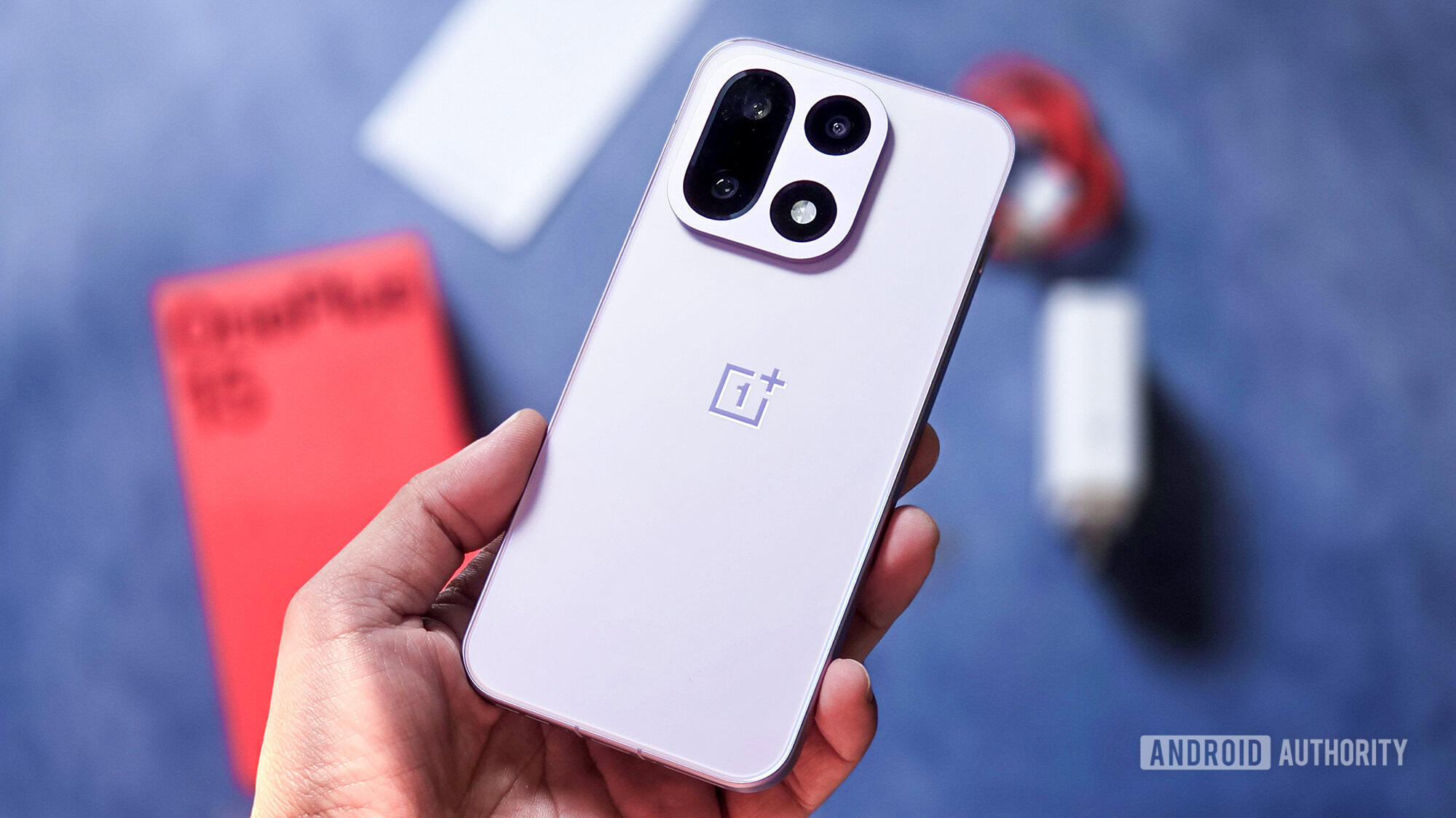 OnePlus 16 Leak: Familiar Design, Serious Gaming Ambition