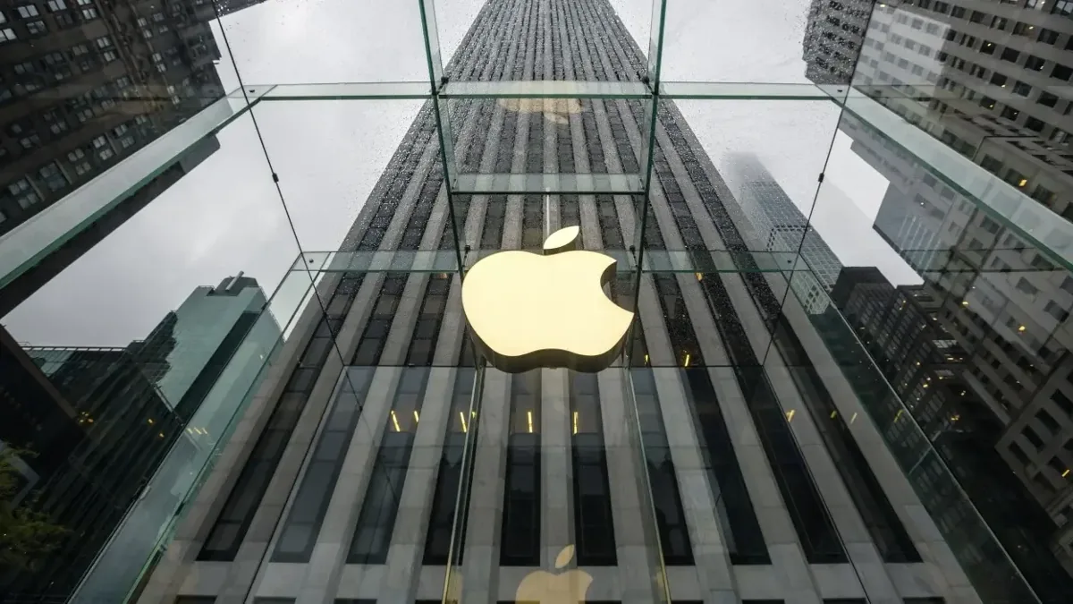 Apple’s Smart Glasses Privacy Gambit
