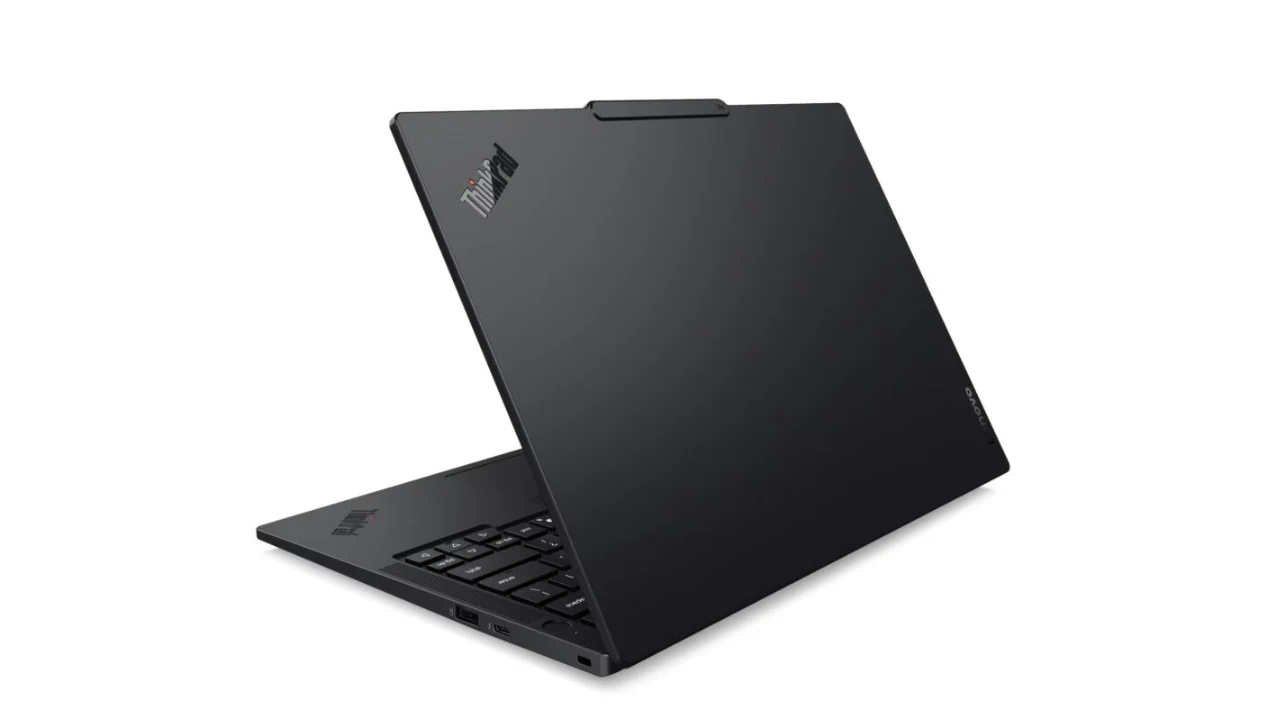 Lenovo ThinkPad T14s Gen 7 Snapdragon X2 Elite Review
