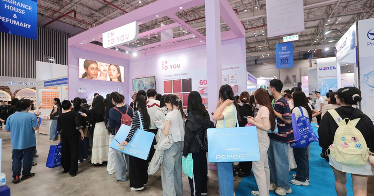 Công nghệ làm đẹp bền vững và làn sóng skincare tối giản