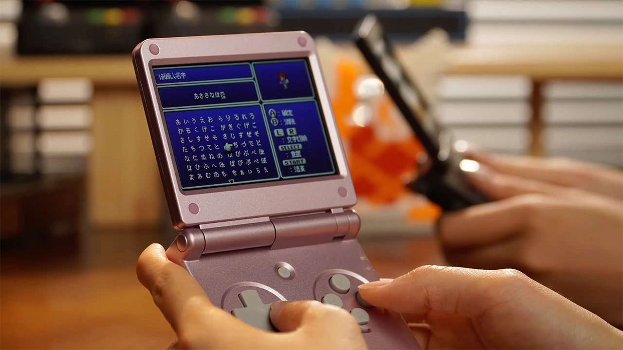 Anbernic RG SP Clamshell Handheld: Specs, Performance, and GBA SP Nostalgia Explained
