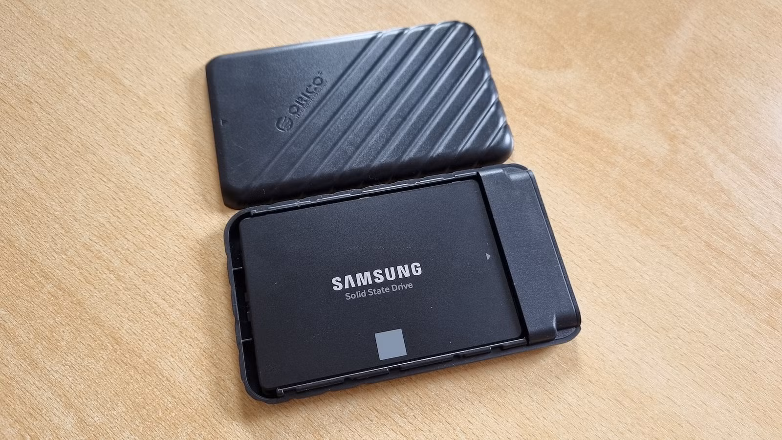Your SSD Health Monitor Is Lying to You: How to Spot Real Failure Signs Before Disaster Strikes