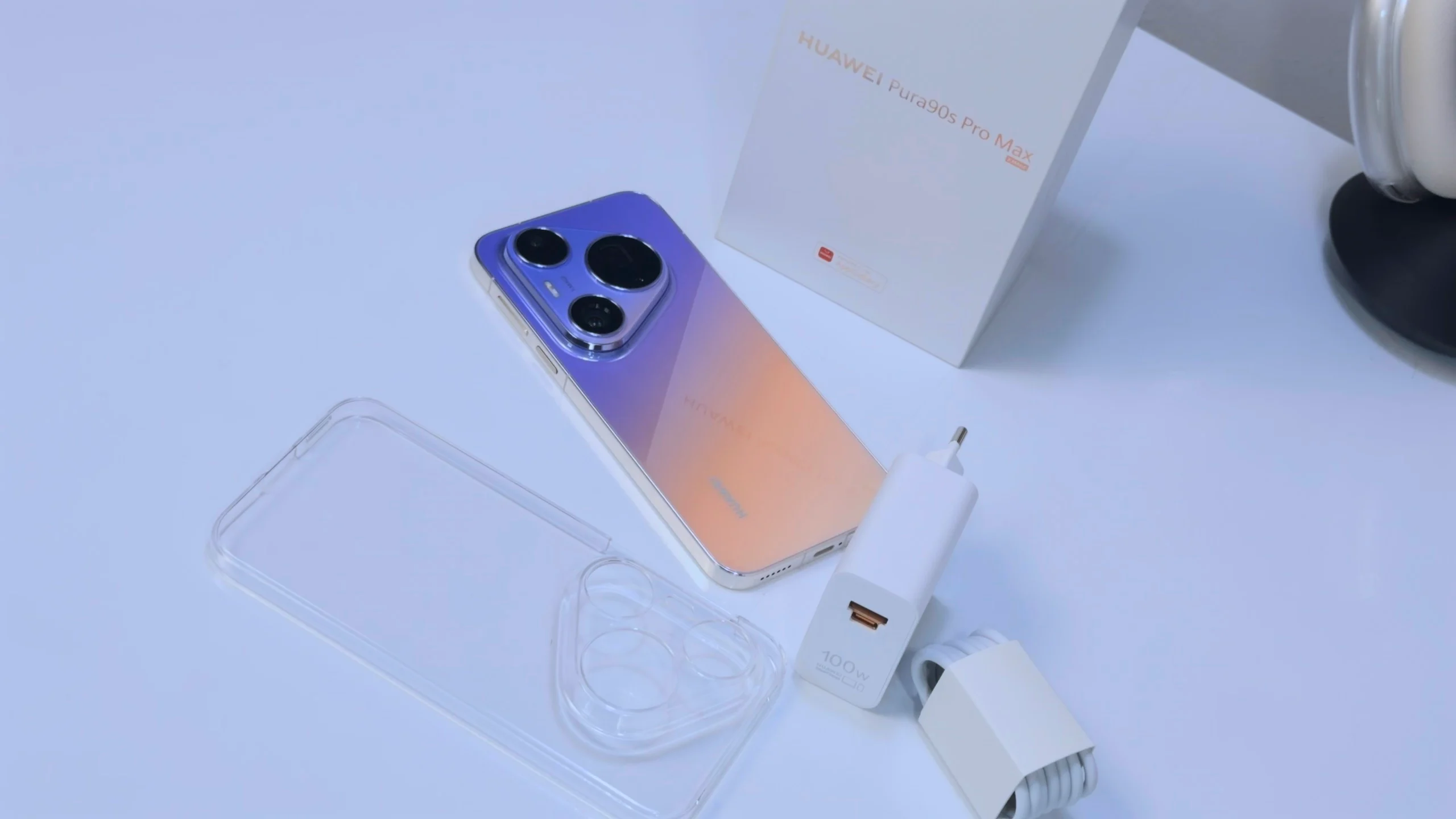 Huawei Pura 90s Pro Max Review: The 200MP Zoom Phone to Beat