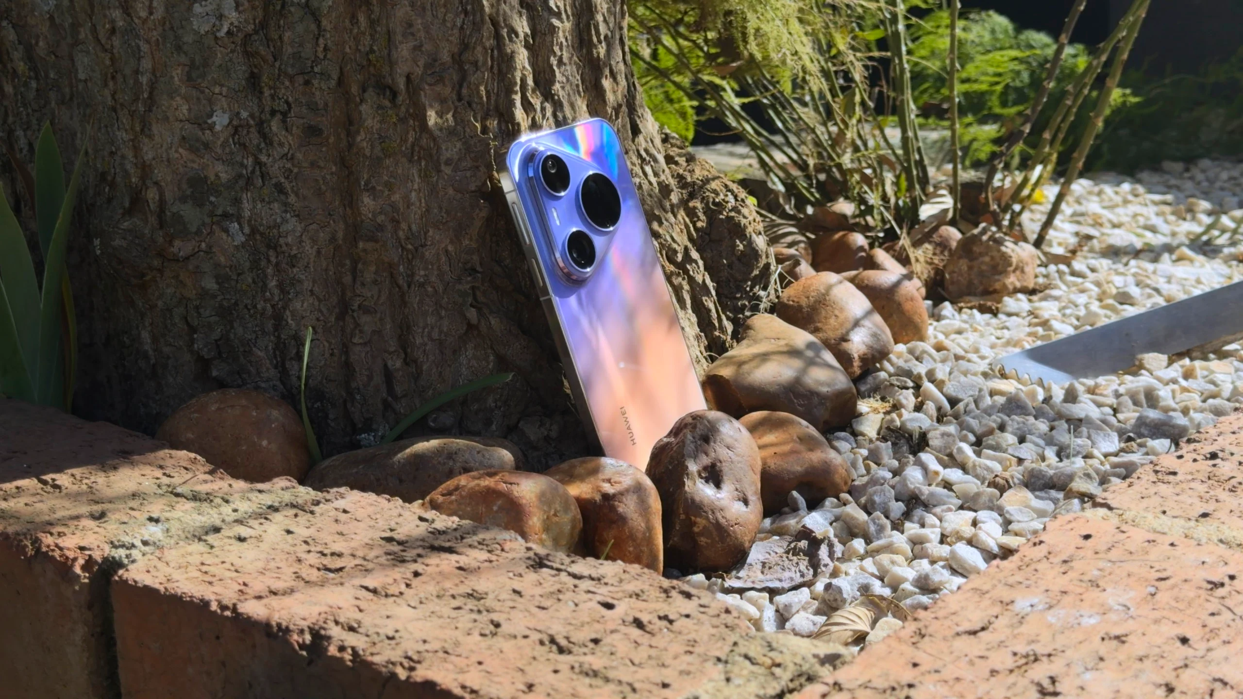 Huawei Pura 90s Pro Max Review: The 200MP Zoom Phone to Beat