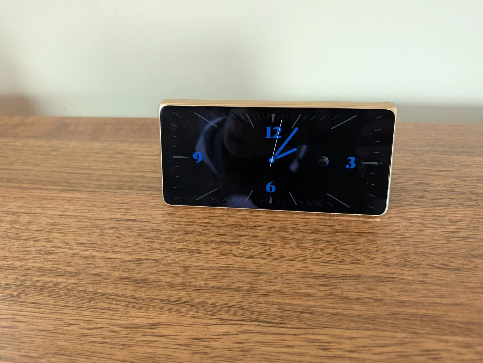 Honor Magic V6 Foldable Review: Refinement Meets Value