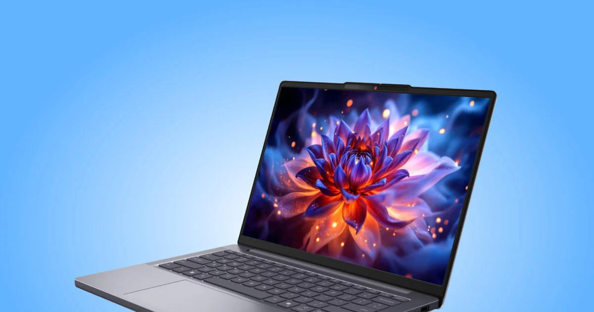 Lenovo IdeaPad Slim 3 14IWC11 Review: Wildcat Lake Battery Champ