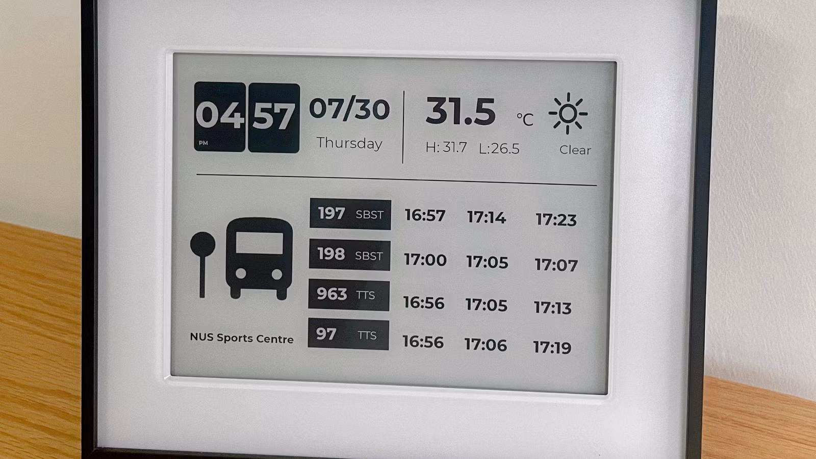 Build Your Own ESP32 E-Ink Smart Display Without Coding