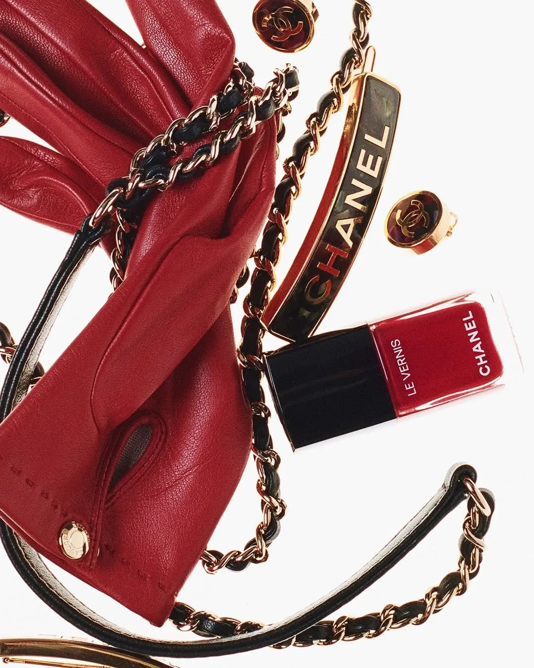 The Cult Lipstick Shades Beauty Editors Actually Keep in Their Handbags