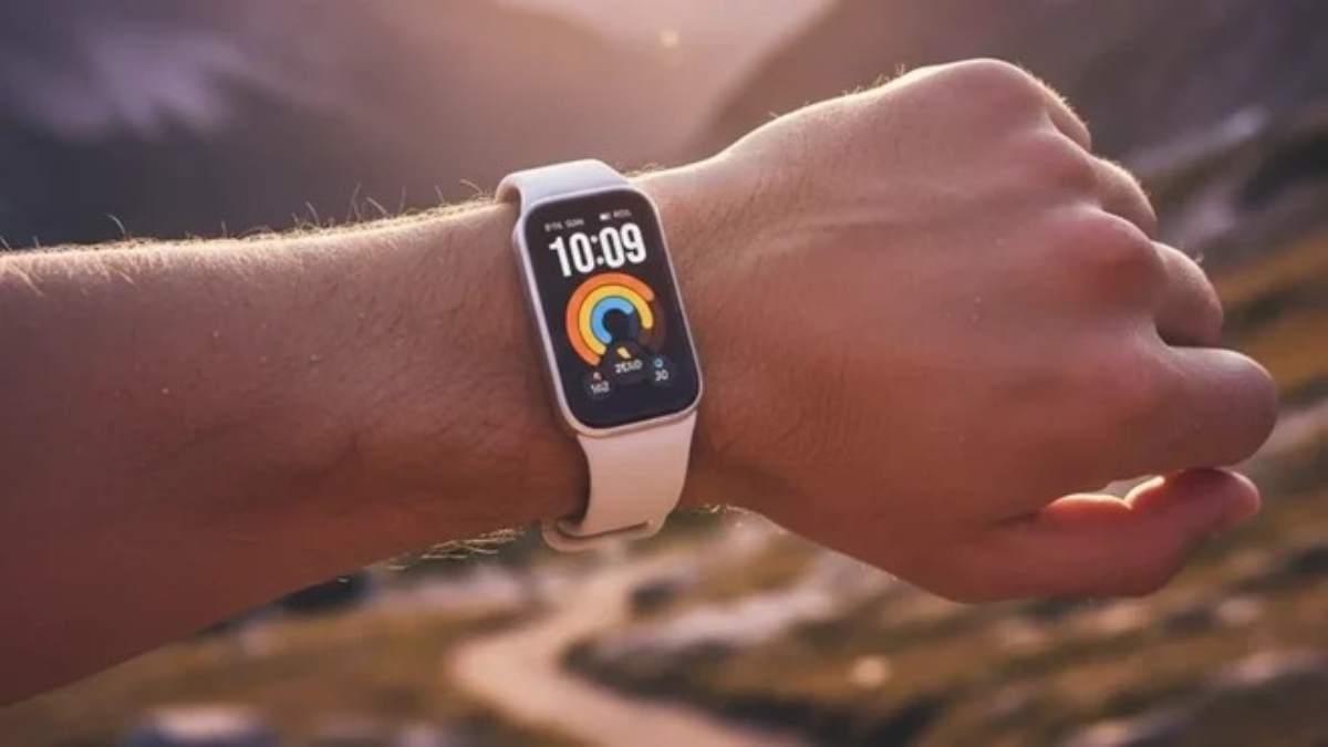Xiaomi Smart Band 11 Active: nút bấm vật lý và pin 14 ngày thách thức mọi đối thủ