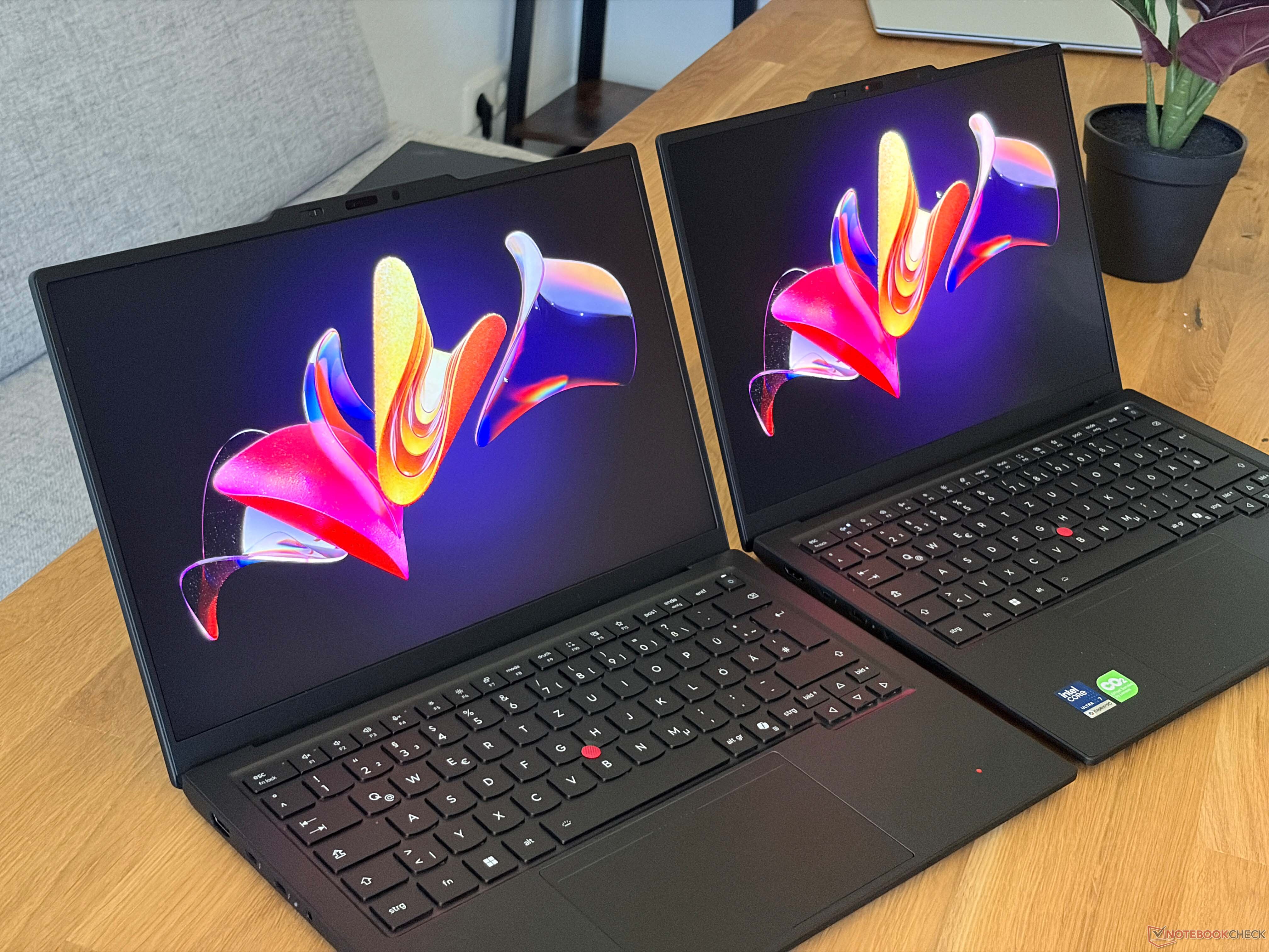 ThinkPad X1 Carbon Gen 14 OLED vs IPS: chọn bản nào cho doanh nhân