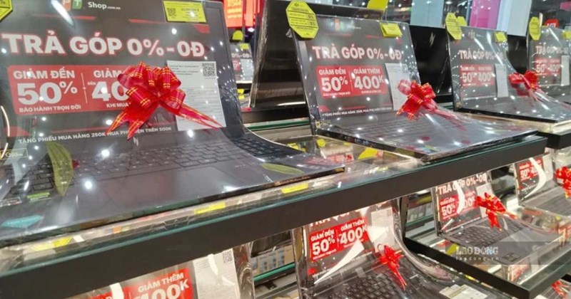 Sinh viên nên ưu tiên gì khi mua laptop: hiệu năng, pin hay trải nghiệm?