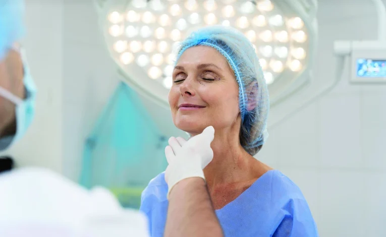 Tăng sinh collagen sau tuổi 40: kết hợp tự nhiên và công nghệ thế nào cho đúng?