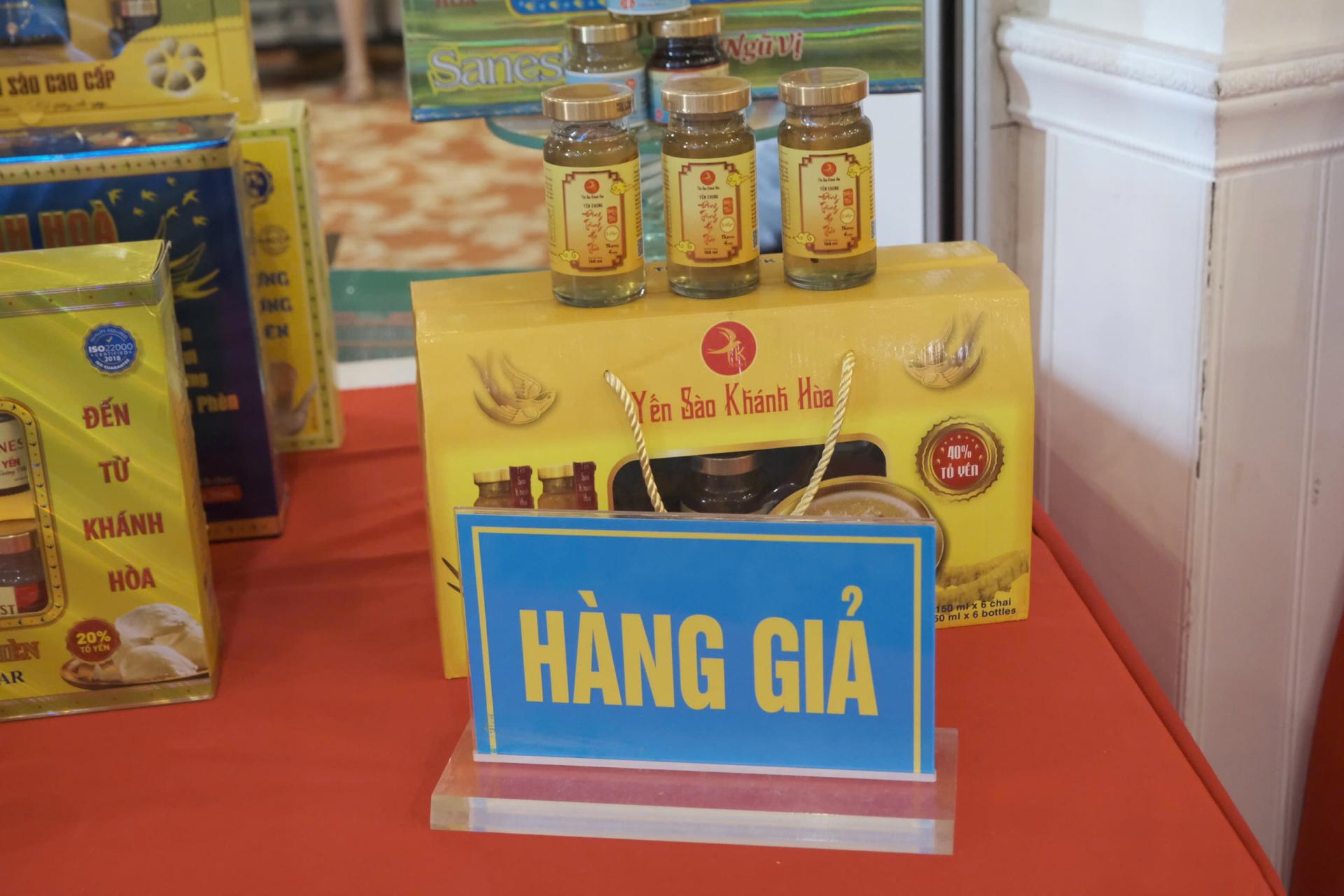 Hàng giả bủa vây sàn thương mại điện tử: Nhận biết mỹ phẩm giả mạo và tự bảo vệ làn da
