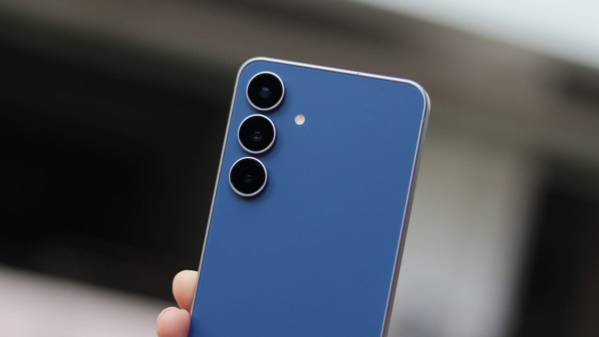 Galaxy S26 FE rò rỉ: sạc 45W, camera 50MP và bài toán nâng cấp