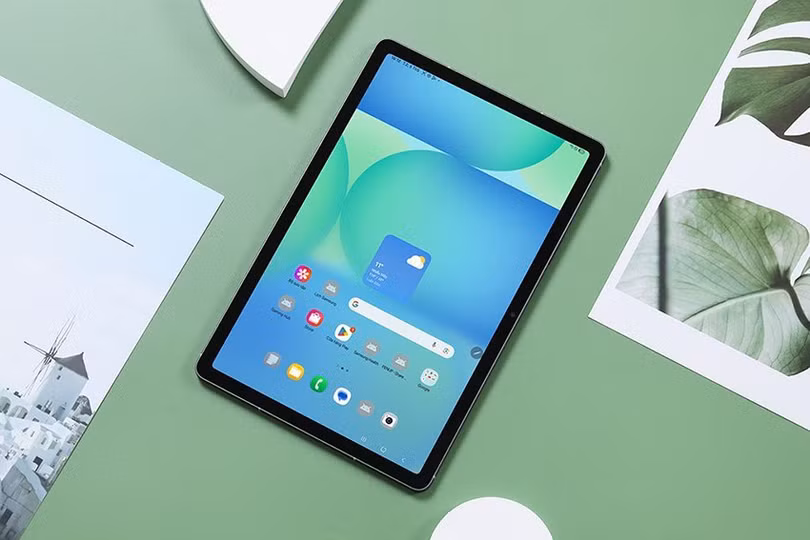 Galaxy Tab S10 FE+ vs laptop: chọn gì với 14 triệu?