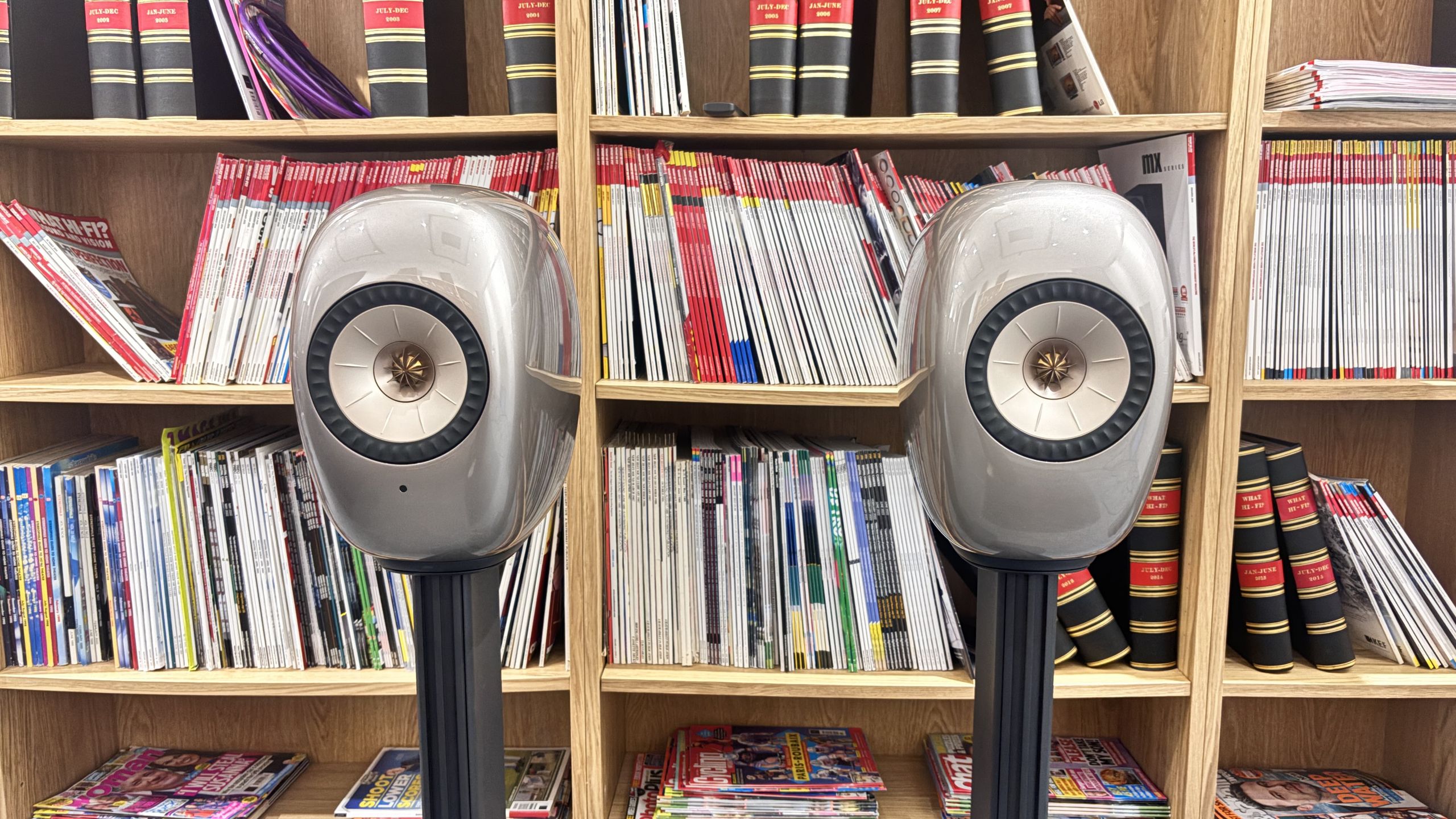 KEF LS Luxe: loa không dây cao cấp thay đổi cuộc chơi Hi-Fi
