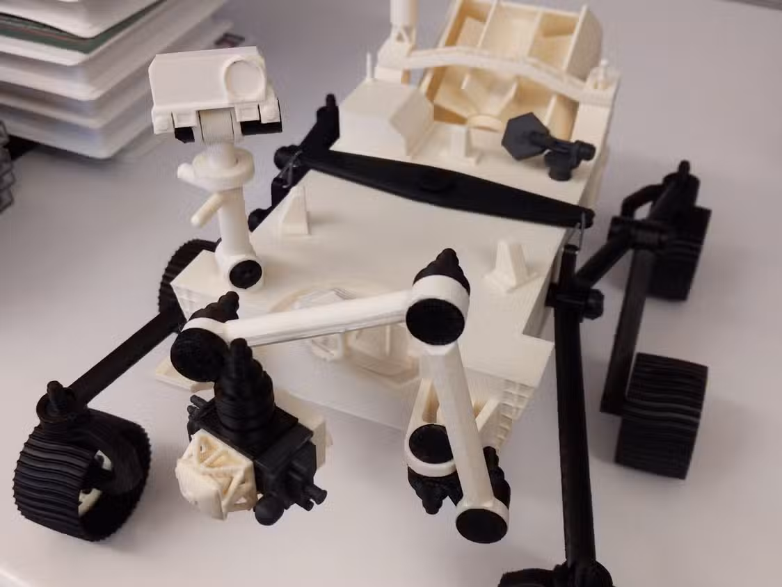 Thay vì mua từ Amazon: 5 phụ kiện ô tô in 3D rẻ hơn và nhanh hơn