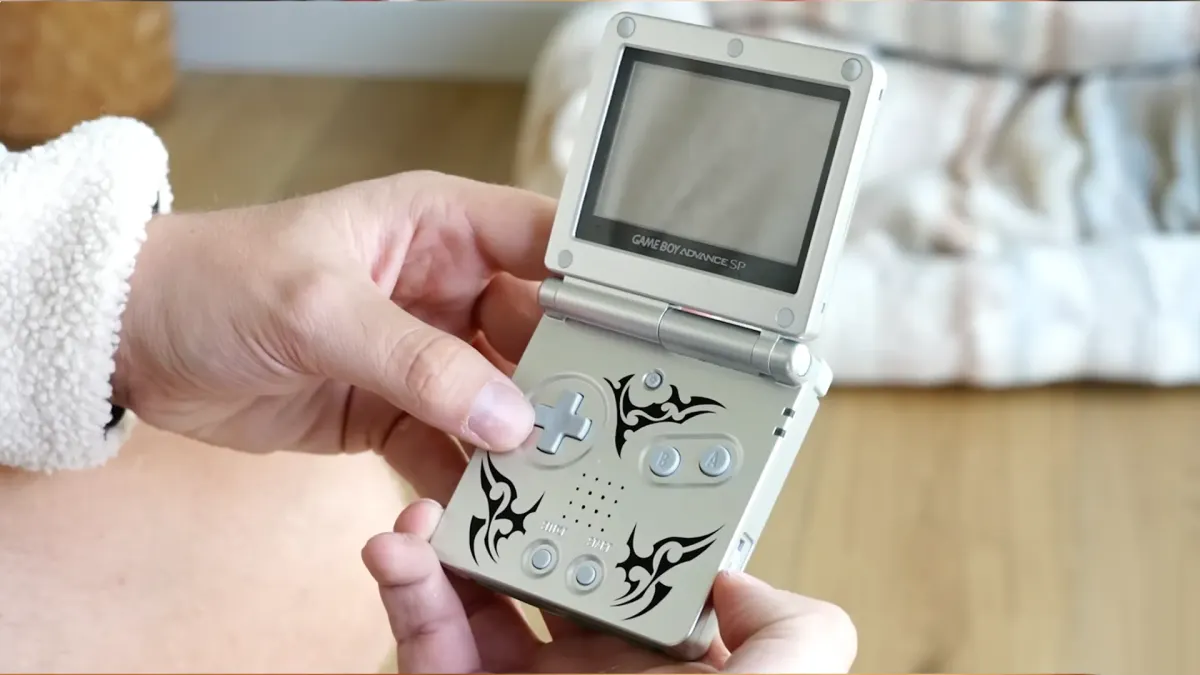 AYANEO Pocket Advance: Game Boy Advance hiện đại trên nền Android