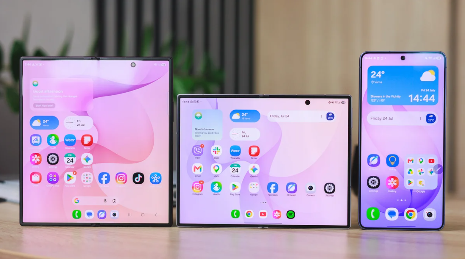 Z Fold8 Ultra vs Huawei Pura X Max: điện thoại gập ngang nào đáng mua?