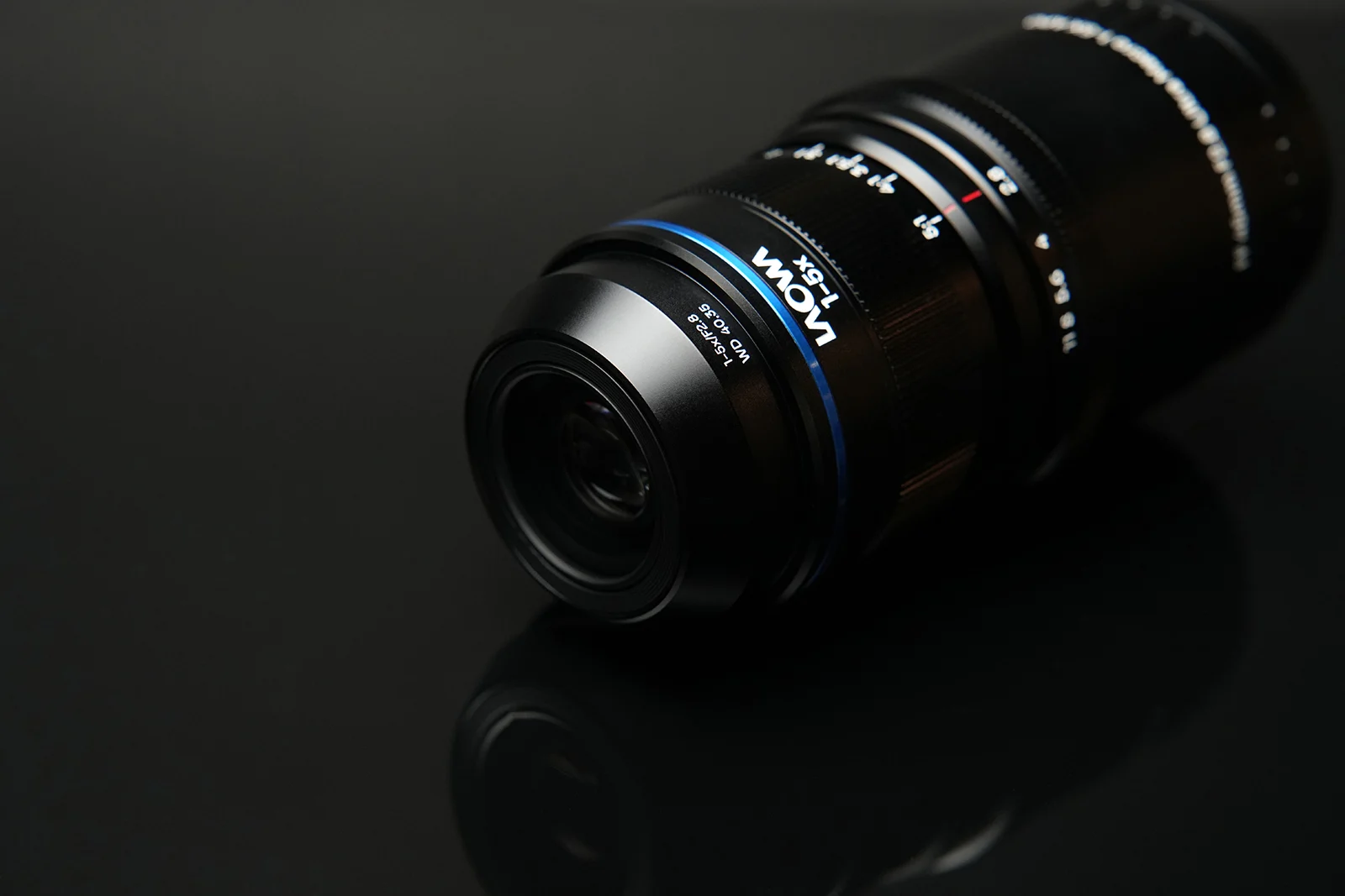 Laowa Aksen: Bộ ống kính macro zoom 1–10x thay đổi cuộc chơi