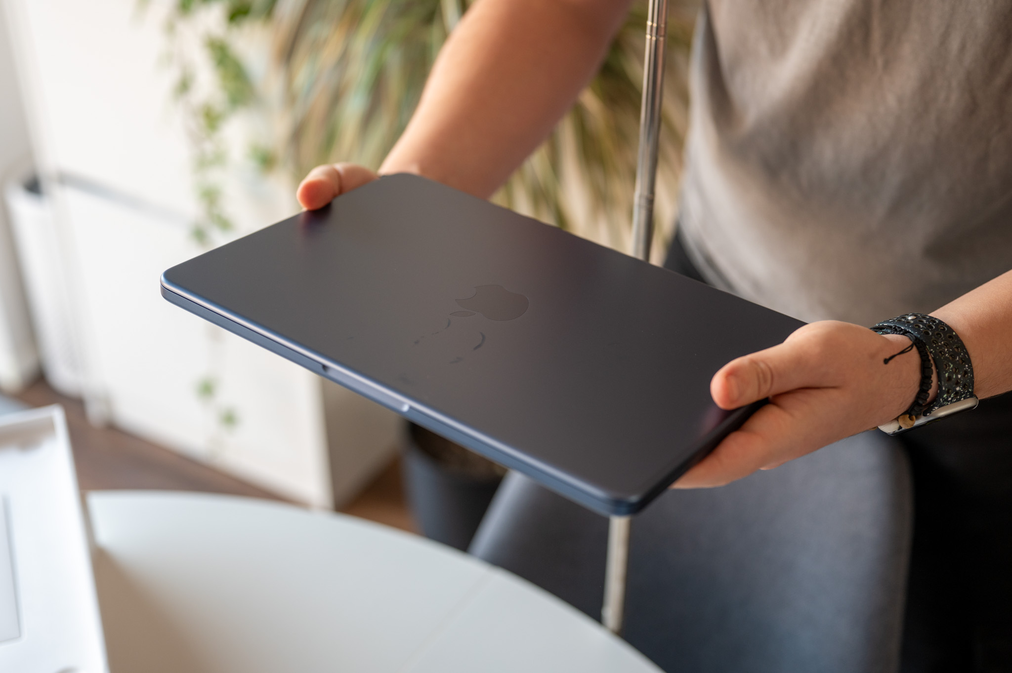 MacBook Neo giảm giá: bước đi táo bạo trong chiến lược giá Apple