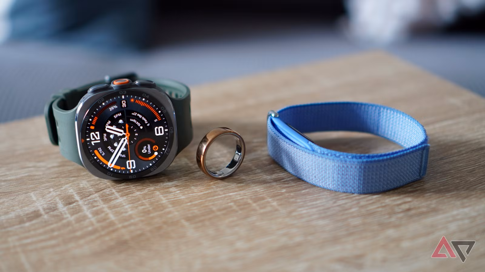Theo dõi giấc ngủ với Galaxy Watch Ultra 2, Fitbit Air và Oura Ring 5: nên mua cái nào?