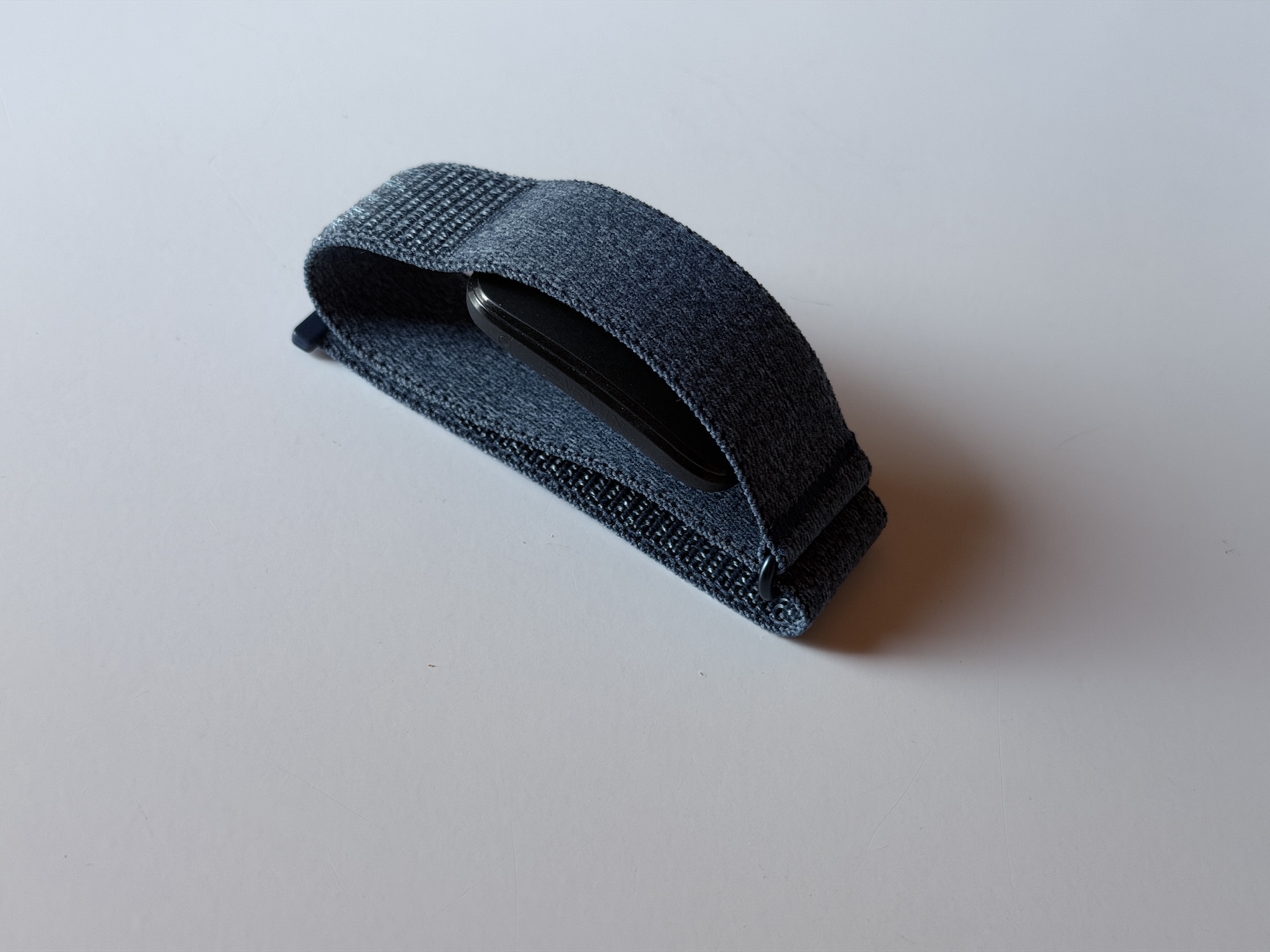 Garmin CIRQA cháy hàng: tín hiệu cho kỷ nguyên vòng đeo không màn hình