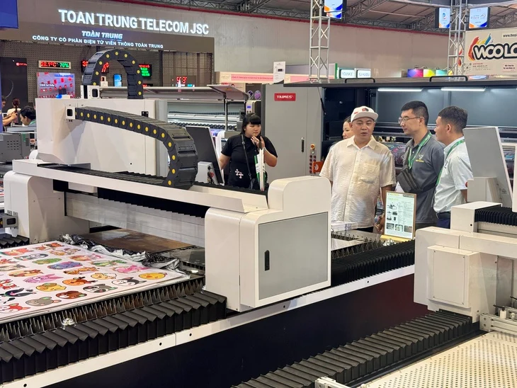 Máy in 3D và công nghệ tiên tiến tại VietAd và EMA Vietnam