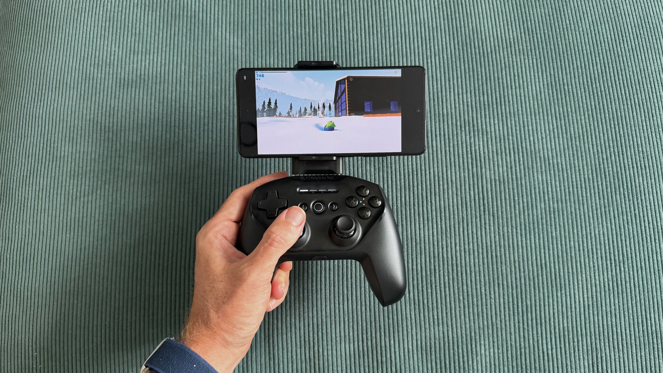 Wireless Gaming Controllers Face Off: Steam, Stratus+ and EasySMX Compared