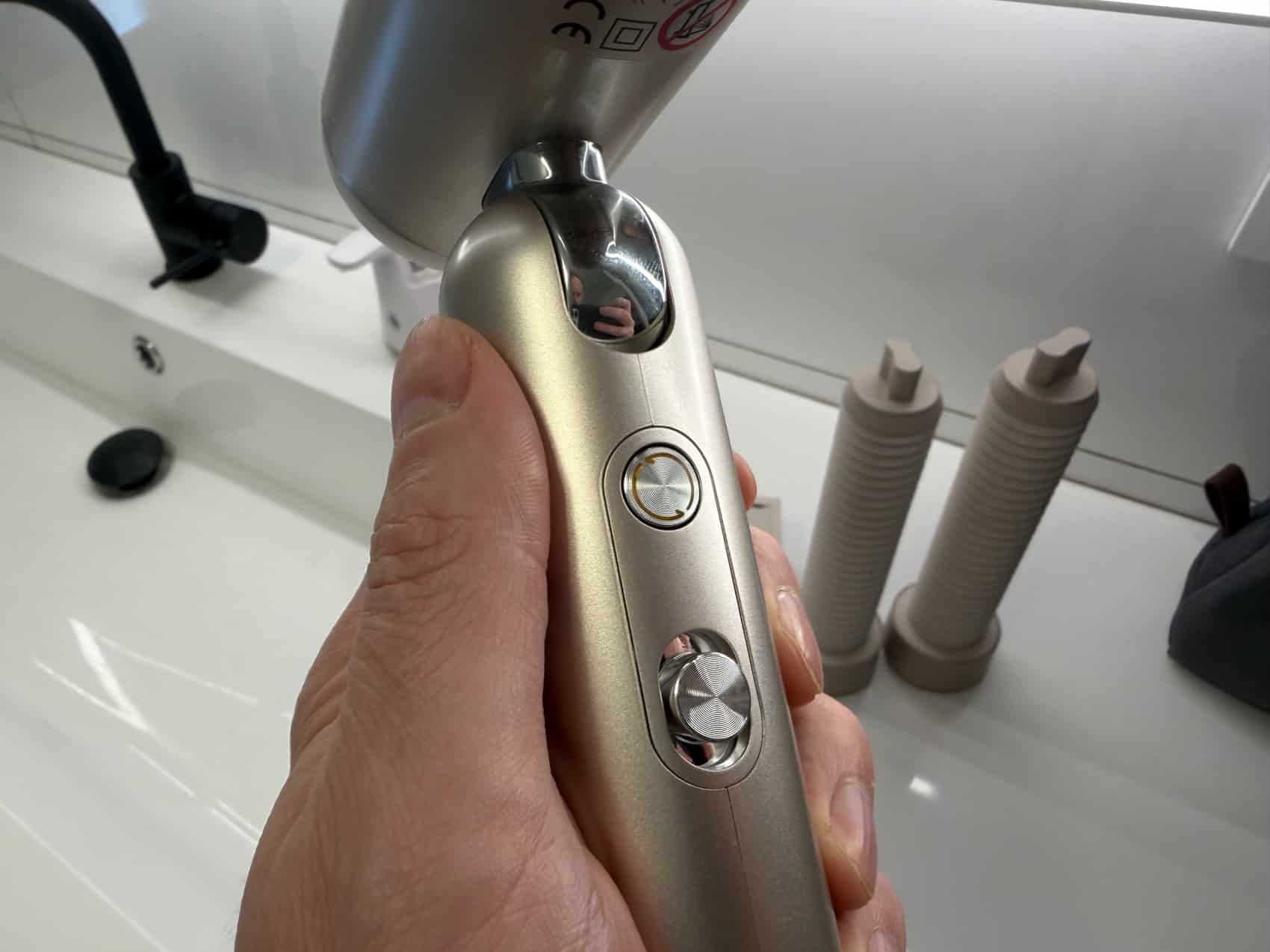 Máy sấy tóc du lịch nhỏ gọn: Dreame Pocket Neo 2 và các đối thủ cao cấp