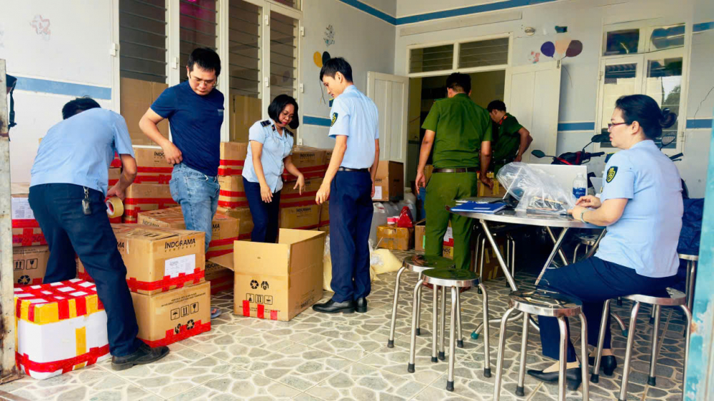 3,4 tấn kem trộn trái phép bị phát hiện: Dấu hiệu nhận biết mỹ phẩm không an toàn