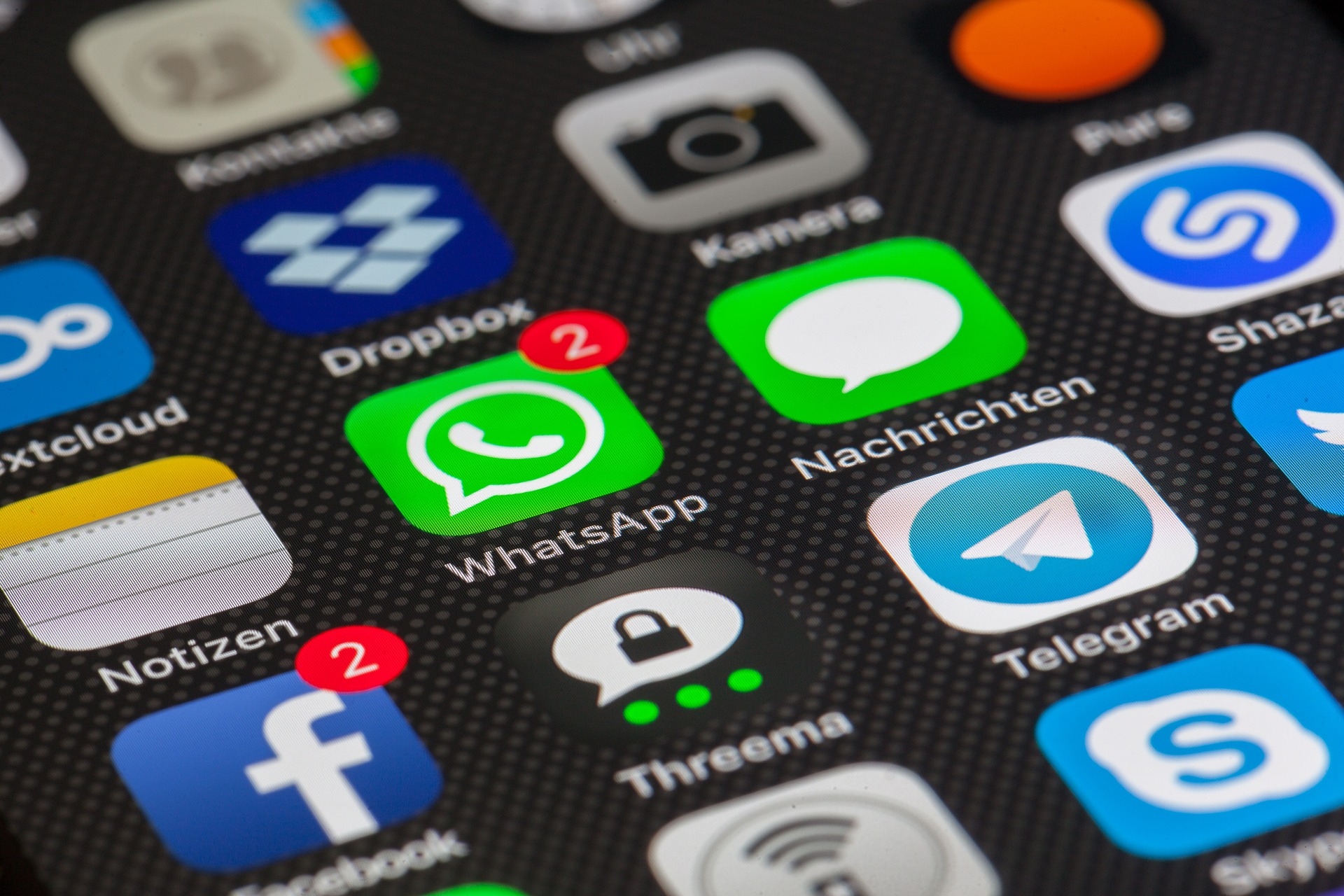 Telegram biến mất khỏi App Store và lời cảnh báo cho người dùng iPhone