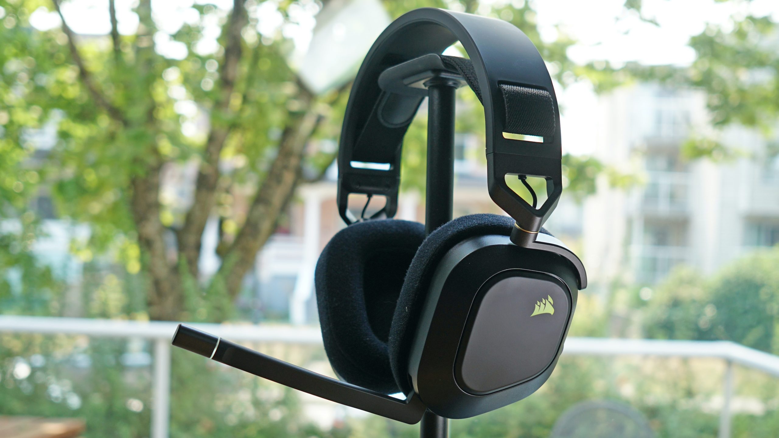 Budget Gaming Headsets Under loading=