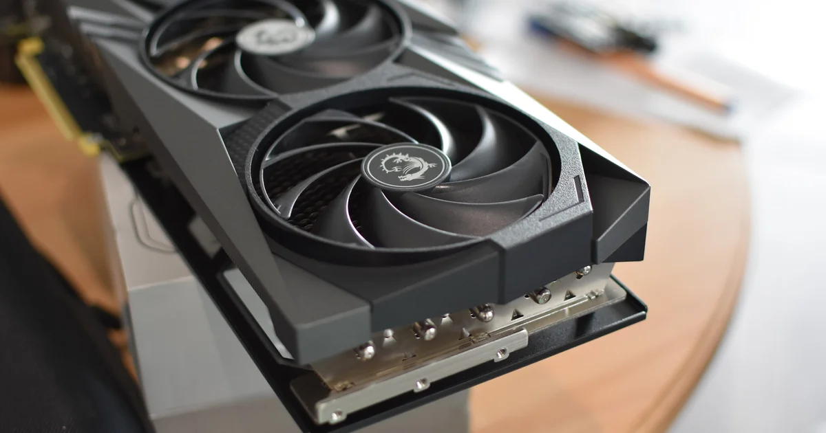 8GB Hay 12GB VRAM Cho Gaming: Chọn Sao Cho Đúng?