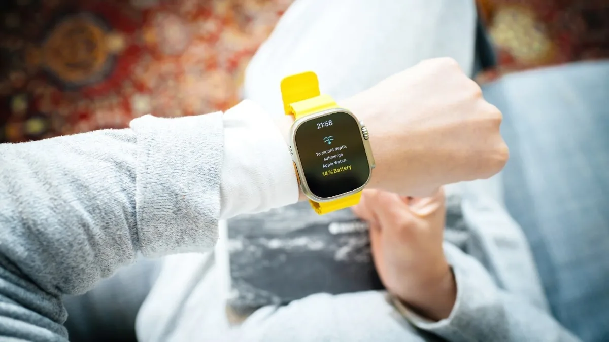 5 Apple Watch Settings Draining Your Battery—and How to Fix Them