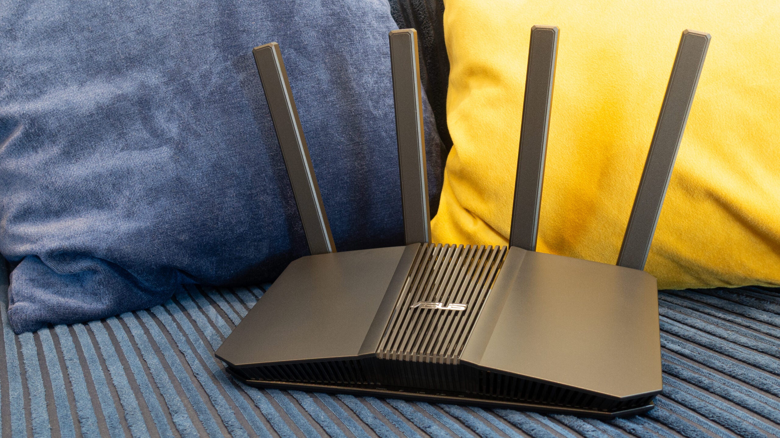 ASUS RT-BE55 vs TP-Link Archer BE400: Best Budget Wi‑Fi 7 Value