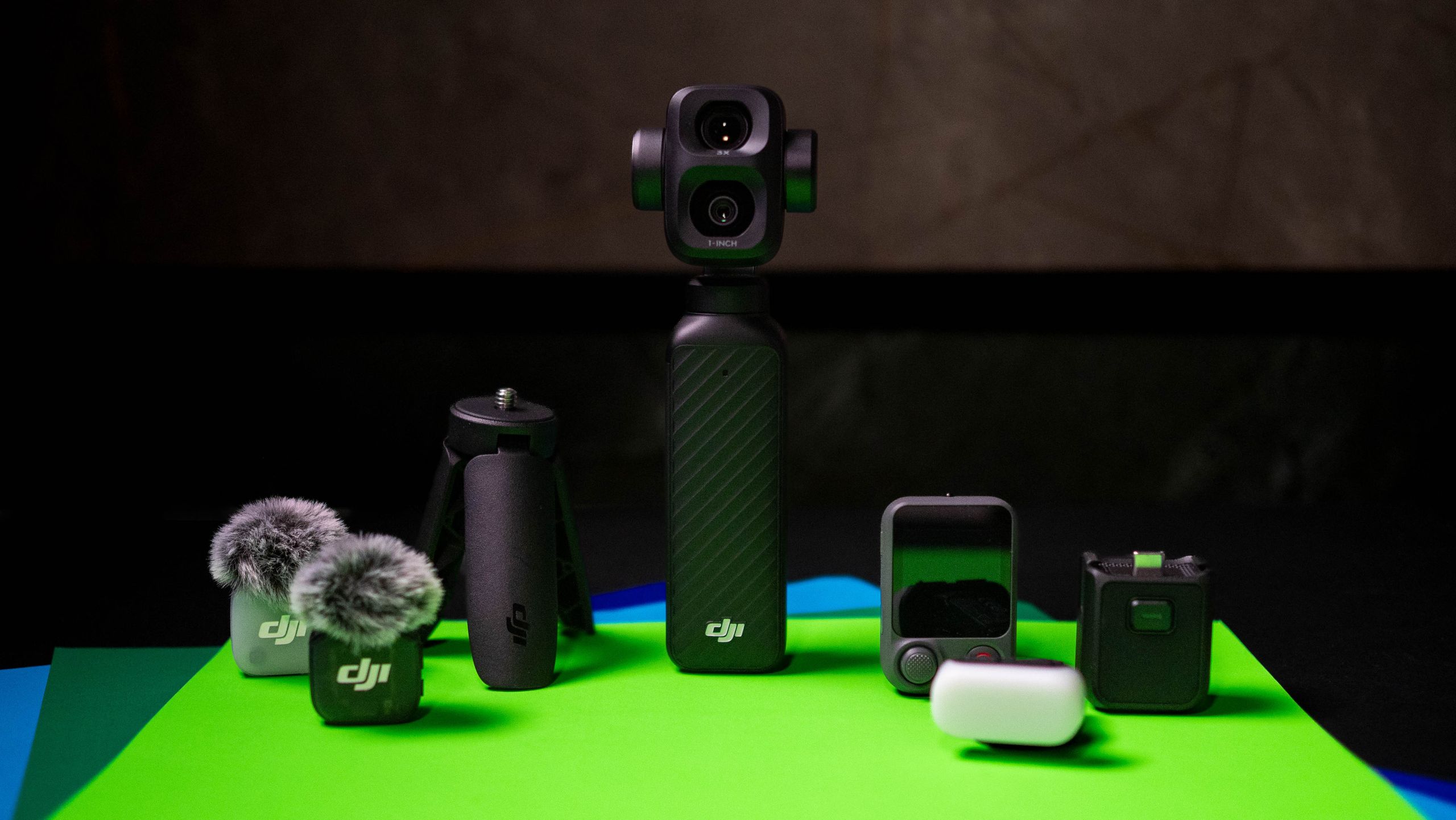 DJI Osmo Pocket 4P vs Insta360 Luna Ultra vs Phones