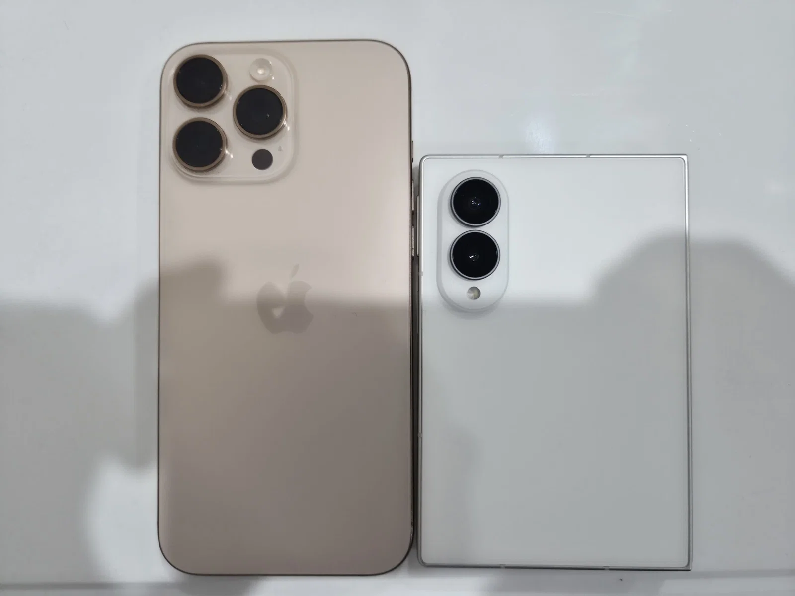 Galaxy Fold8 Arrives Early as Foldable Demand Surges