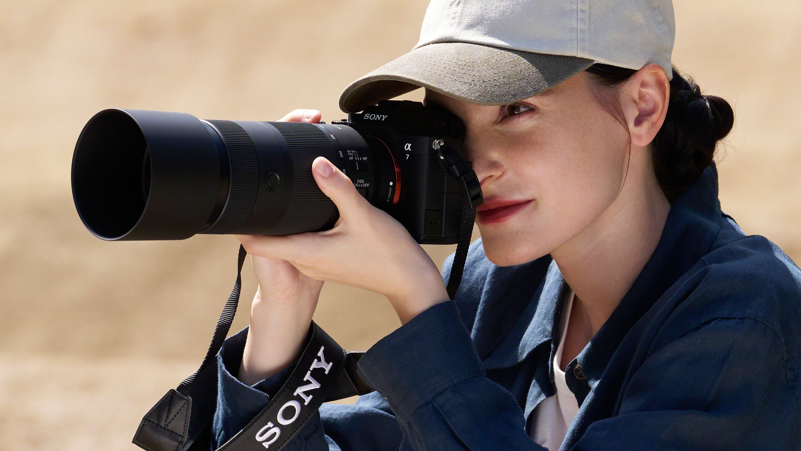Sony mở rộng ống kính FE-mount: từ zoom 100-400mm compact đến fisheye chuyên dụng